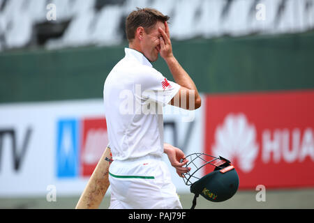 Le Sri Lanka. 23 juillet, 2018. L'Afrique du Sud Theunis de Bruyn Au cours du quatrième jour du deuxième test match entre le Sri Lanka et l'Afrique du Sud à la Sinhalese Sports Club (SSC) stade de cricket international à Colombo, Sri Lanka le 23 juillet 2018. Credit : Pradeep Dambarage/Pacific Press/Alamy Live News Banque D'Images