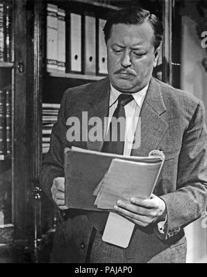 Wochenend im Paradies, aka : Liebe im Finanzamt, Deutschland 1952, Regie : Kurt Hoffmann, acteurs : Paul Dahlke Banque D'Images