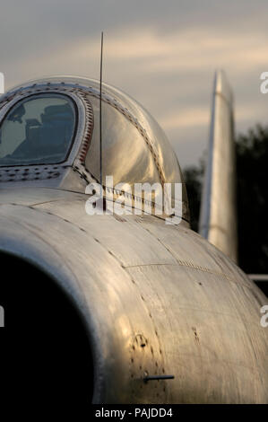 Pare-brise et la queue-fin de l'Armée de l'Air française Dassault Mystère IV / 4 Banque D'Images