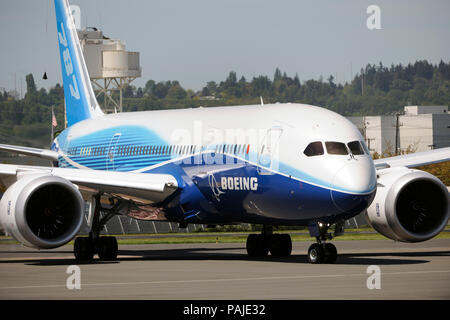 Le nez et le moteur Rolls-Royce Trent 1000-prises d'le premier Boeing 787-8 Dreamliner prototype Banque D'Images