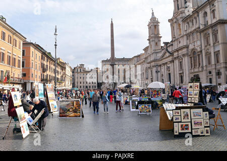 ROME, ITALIE - 19 avril 2015 : Piazza Navona, le 19 avril 2015. La Piazza Navona est une des places les plus célèbres de Rome Banque D'Images