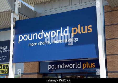 Plus Poundworld, Kingsway Retail Park, Rochdale Banque D'Images