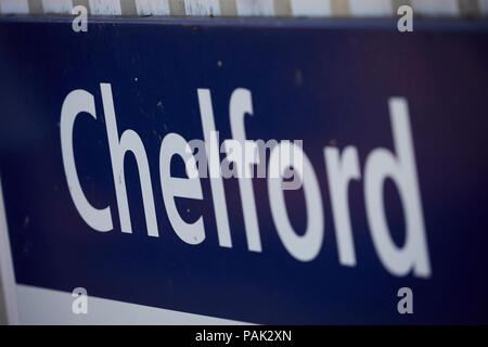 Chelford village et une paroisse civile dans le Cheshire, Angleterre, Gare de signe sur la ligne de Manchester ti Crewe Banque D'Images