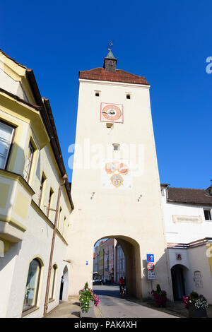 Neuötting : city gate Burghauser Tor en Allemagne, Bavière, Bayern, Oberbayern, Haute-Bavière Banque D'Images