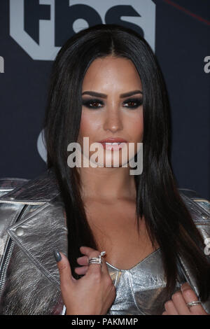 ***PHOTO*** Plus d'urgence à l'hôpital, à partir de la prétendue héroïne (USA) Los Angeles, CA - 05 Mars : Demi Lovato, au 2017 iHeartRadio Music Awards Press Room au Forum en Californie le 05 mars 2017. Credit : FS/MediaPunch Banque D'Images