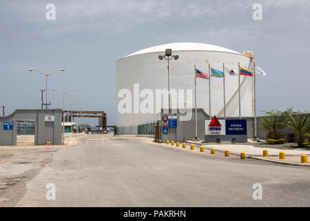 Raffinerie de pétrole d'Aruba, San Nicolas, Aruba, Caraïbes Banque D'Images