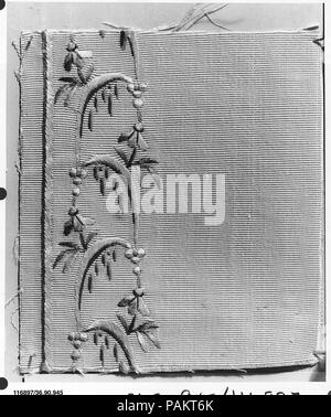 L'échantillon. Culture : le français. Dimensions : 3 1/4 x L. W. 2 3/4 pouces 8.3 x 7 cm. Date : début du 19ème siècle. Musée : Metropolitan Museum of Art, New York, USA. Banque D'Images