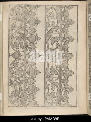 Lucidario di Recami, page 3 (recto). Designer : Iseppo Foresto (Italien, Venise, 1557 active). Dimensions : hors tout : 7 7/8 x 5 7/8 in. (20 x 15 cm). Publié dans : Venise. Editeur : Jeronimo Calepino , 1564. Date : 1564. Conçu par Iseppo Foresto, publié par Jeronimo Calepino, 1564. De haut en bas, et de gauche à droite : Design composé de 4 colonnes verticales imprimée sur une grille. La première colonne est décorée avec un mélange de feuilles de vigne avec 4 pétales d'une fleur au centre. La seconde colonne est décorée dans le centre avec une urne, flanqué des deux côtés par une vigne en courbe des feuilles. Troisième col Banque D'Images