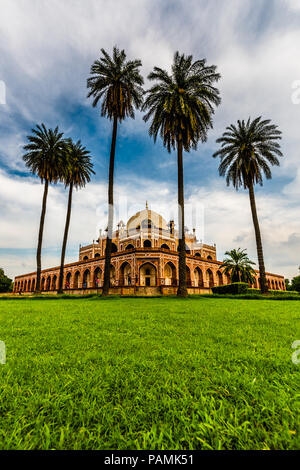 Tombe de Humayun un des moments historiques de l'empire moghol et site du patrimoine mondial de l'UNESCO à Delhi Banque D'Images