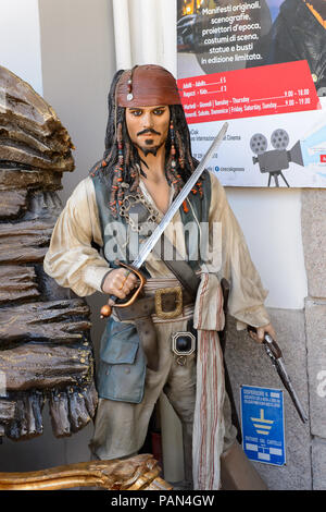 GENOVA, ITALIE - 4 mai 2016 : Johnny Depp comme le capitaine Jack Sparrow, musée du cinéma international à Genova, Italie. Avec des collections du musée de la Banque D'Images