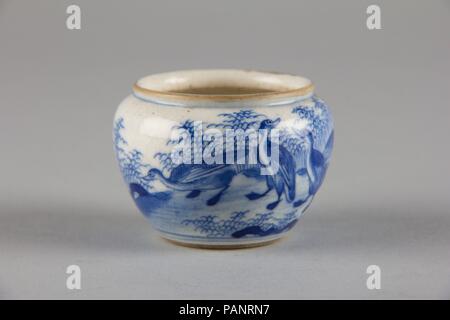 Cup. Culture : la Chine. Dimensions : H. 1 1/2 in. (3,8 cm) ; Diam. 2 in. (5,1 cm). Musée : Metropolitan Museum of Art, New York, USA. Banque D'Images