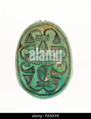 Scarab inscrit avec un motif géométrique. Dimensions : 1,8 cm L. (11/16) ; w. 1,3 cm (1/2 po) ; h. 0,8 cm (5/16 po). Dynastie DYNASTIE : 18, tôt. Règne : règne d'Hatchepsout et de Thoutmosis III. Date : ca. 1479-1458 av. J.-C.. Musée : Metropolitan Museum of Art, New York, USA. Banque D'Images