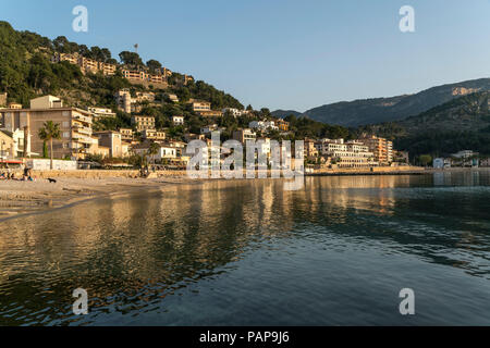 L'Espagne, Îles Baléares, Mallorca, Port de Soller, Platja des Traves Banque D'Images