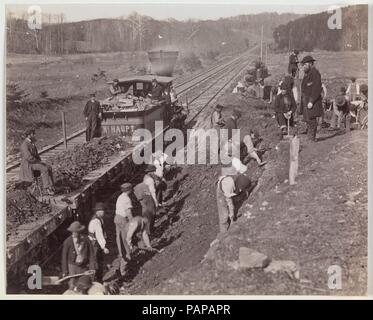 L'excavation pour 'Y' à Devereaux, Orange & Alexandria Railroad. Artiste : Joseph Andrew Russell (Américain, 1830-1902). Ancienne Attribution : Mathew B. Brady (Américain, né en Irlande, 1823 ?-1896) de New York. Date : 1863. Musée : Metropolitan Museum of Art, New York, USA. Banque D'Images