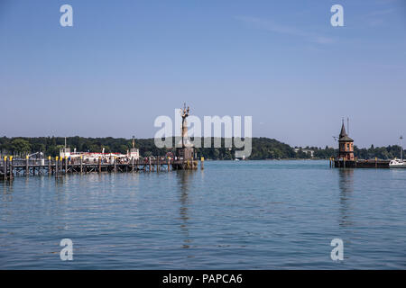 Imperia statue dans le port de Constance ville avec vue sur le lac de Constance. Constance est une ville située dans le sud-ouest de l'Allemagne sur les frontières wit Banque D'Images