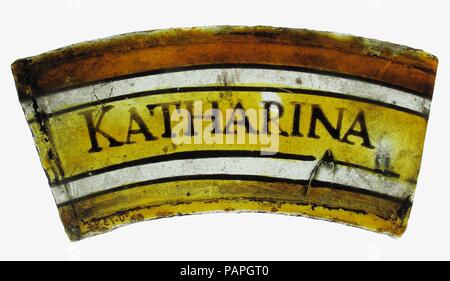 Fragment de verre. Culture : l'européen. Dimensions : hors tout : 1 7/8 x 4 in. (4,8 x 10,2 cm). Date : 15ème-16ème siècle. Musée : Metropolitan Museum of Art, New York, USA. Banque D'Images