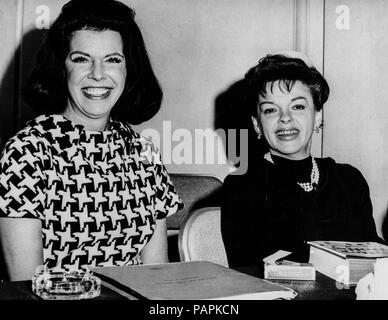 Judy Garland, Jacqueline Susann, 1967 Banque D'Images