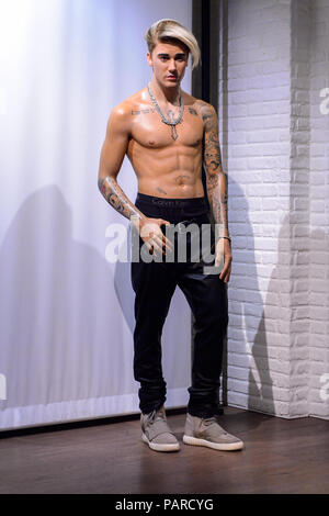 AMSTERDAM, Pays-Bas - 26 OCT 2016 : Justin Drew Bieber, un auteur-compositeur-interprète canadien, du musée de cire de Madame Tussauds à Amsterdam. L'un des populaires Banque D'Images