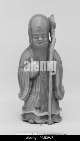 La figure de Shou Lao, la longévité du divin. Culture : la Chine. Dimensions : H. 5 3/4 in. (14,6 cm) ; W. 2 1/2 in. (6,3 cm) ; L. 1 5/8 in. (4,2 cm). Musée : Metropolitan Museum of Art, New York, USA. Banque D'Images