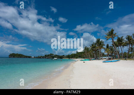 Plage paradis parfait connu comme Langob, sur le côté nord de l'île de Malapascua à Cebu, Philippines Banque D'Images
