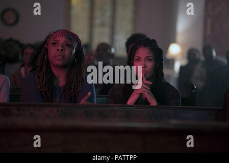 La première est une action dystopique film d'horreur réalisé par Gerard McMurray et écrit par James DeMonaco. Cette photo est pour un usage éditorial uniquement et est l'auteur de la société film et/ou le photographe attribué par le film ou la société de production et ne peut être reproduite que par des publications dans le cadre de la promotion du film ci-dessus. Un crédit obligatoire pour l'entreprise de film est nécessaire. Le photographe devrait également être portés lorsqu'il est connu. Banque D'Images