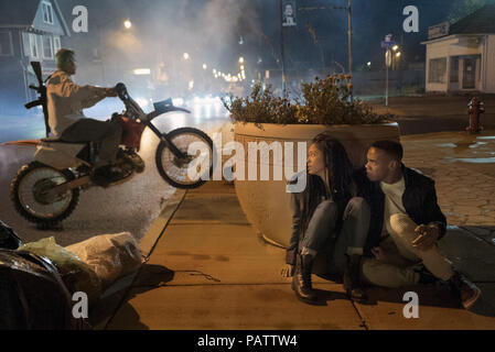 La première est une action dystopique film d'horreur réalisé par Gerard McMurray et écrit par James DeMonaco. Cette photo est pour un usage éditorial uniquement et est l'auteur de la société film et/ou le photographe attribué par le film ou la société de production et ne peut être reproduite que par des publications dans le cadre de la promotion du film ci-dessus. Un crédit obligatoire pour l'entreprise de film est nécessaire. Le photographe devrait également être portés lorsqu'il est connu. Banque D'Images