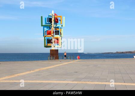 LAS PALMAS, ESPAGNE - 30 NOVEMBRE 2015 : sur le site de Wind sculpture à Las Palmas, Gran Canaria, Espagne. La pièce d'art moderne a été faite par Cesar Manrique Banque D'Images