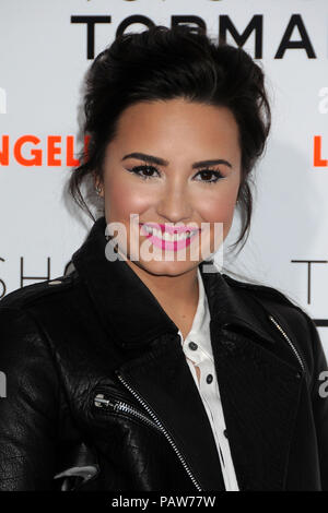 West Hollywood, CA, USA. Feb 13, 2013. 24 juillet 2018 - Le chanteur Star a été hospitalisé après avoir été victime d'une surdose de drogue. Photo : 13 février 2013 - West Hollywood, Californie - Demi Lovato. Topman Topshop la partie d'ouverture tenue à Cecconi ?s. Crédit photo : Byron Purvis/AdMedia Crédit : Byron Purvis/AdMedia/ZUMA/Alamy Fil Live News Banque D'Images