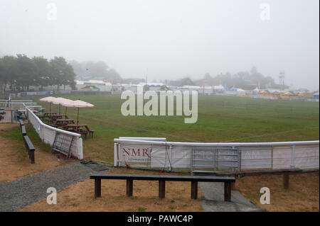 Llanelwedd, Powys, au Royaume-Uni. 25 juillet 2018. Brouillard froid démarrage sur le troisième jour de la Royal Welsh Show agricole. Le Royal Welsh Show agricole est salué comme le plus grand et plus prestigieux événement du genre en Europe. Plus de 200 000 visiteurs sont attendus cette semaine au cours de la période de quatre jours. Le tout premier spectacle a été à Aberystwyth en 1904 et a attiré 442 entrées de l'élevage. © Graham M. Lawrence/Alamy Live News. Banque D'Images