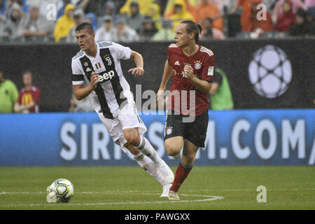 Philadelphie, Pennsylvanie, USA. Le 25 juillet, 2018. Le Bayern de Munich, et la Juventus joueurs action pendant le match au Lincoln Financial Field à Philadelphie PA Credit : Ricky Fitchett/ZUMA/Alamy Fil Live News Banque D'Images