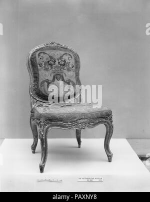 Side chair (l'un d'une paire, partie d'un ensemble). Culture : L'Italien, Venise. Dimensions : hors tout : 35 1/2 × 22 × 19 1/2 in. (90,2 × 55,9 × 49,5 cm). Date : milieu du 18ème siècle. Musée : Metropolitan Museum of Art, New York, USA. Banque D'Images