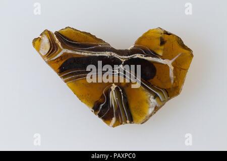 Revêtement mural, l'agate motif. Dimensions : H. 3 × 4,9 cm (1 W. 3/16 × 1 15/16 in.). Date : 200 AV-100 AP. Plaques de verre imitant le marbre ou onéreux des pierres ont été utilisés comme revêtements muraux. Musée : Metropolitan Museum of Art, New York, USA. Banque D'Images