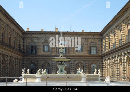 Le palais Pitti ou le palais Pitti dans le tuscsny itsly ville de Florence Banque D'Images