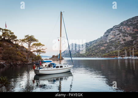 Bateau en mer Egée. Bodrum Mugla, Turquie Banque D'Images