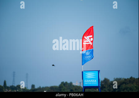 Plage de Gdansk est fermé à cause des cyanobactéries bloom au cours des derniers jours de chaleur à Gdansk, Pologne 24 juillet 2018 © Wojciech Strozyk / Alamy Stock Photo Banque D'Images