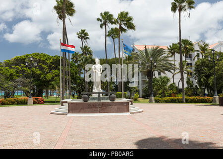 Statue de la reine Wilhelmina, Oranjestad, Aruba, Antilles Banque D'Images
