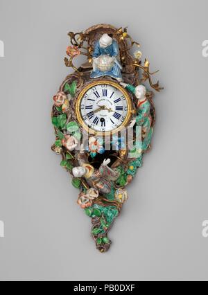 Horloge murale (Cartel). Culture : français, Paris avec le français,  l'affaire de Chantilly. Dimensions : hors tout : 19 1/2 x 9 1/2 x 4 3/4 in.  (49,5 × 24,1 × 12,1