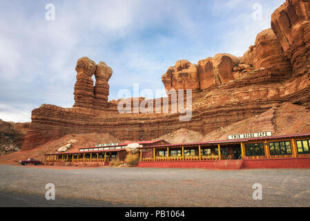 Twin Rocks Cafe à Bluff, Utah Banque D'Images