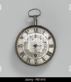 Réveil de voyage watch avec alarme. Culture : britanniques, Londres. Dimensions : hors tout (cas) : 5 × 4 × 2 3/4 in. (14,6 × 10,2 × 5,1 cm) ; Diamètre (plaque arrière) : 3 1/4 in. (8,3 cm). Bouilloire : l'horloger : Thomas Tompion (britannique, 1639-1713) ; Boîtier et cadran bouilloire : Nathaniel Delander (British, 1648-ca. 1691). Date : ca. 1680. Ce mouvement représente une première expérience, de courte durée : l'équilibre nouvellement inventé au printemps. Tompion omis un--fusée en forme de cône, un dispositif utilisé pour égaliser la force dans le mécanisme d'indication que le ressort se déroule. Sa main fine, l'ingéniosité de ses conceptions, et le plus Banque D'Images