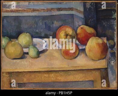 Nature morte avec pommes et poires. Artiste : Paul Cézanne (Français, Aix-en-Provence 1839-1906 Aix-en-Provence). Dimensions : 17 5/8 x 23 1/8 in. (44,8 x 58,7 cm). Date : ca. 1891-1892. Une fois proclamé Cézanne, "avec une pomme je veux étonner Paris", et il a réussi, même dans son plus simple, en apparence, les natures mortes, d'éblouir et d'enchantement. Se tournant vers l'arrière les pommes et poires Beurré Diel cultivées dans le voisinage de la propriété familiale près de Aix, il n'est pas un traditionnel-point de vue et a examiné les fruits, plaques, et table à partir de différents points de vue--tout droit, au-dessus, et de côté. M Banque D'Images