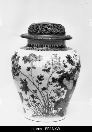 Pot avec Rock, les pivoines, et les oiseaux. Culture : la Chine. Dimensions : H. 11 3/4 in. (29,8 cm). Date : milieu à la fin du 17ème siècle. Musée : Metropolitan Museum of Art, New York, USA. Banque D'Images