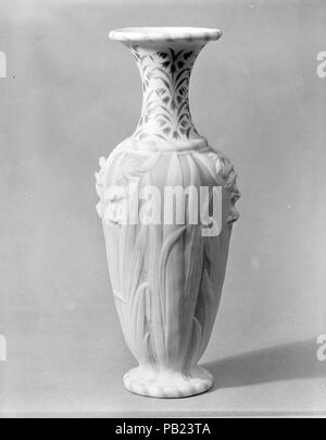 Vase. Culture : L'Américain. Dimensions : H. 9. (22,9 cm). Date : 1830-70. Musée : Metropolitan Museum of Art, New York, USA. Banque D'Images