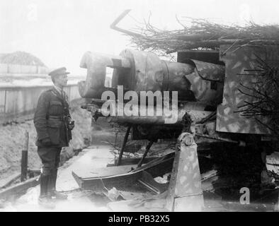 Photographie officielle prise sur le front occidental britannique montrant des canons d'artillerie Banque D'Images