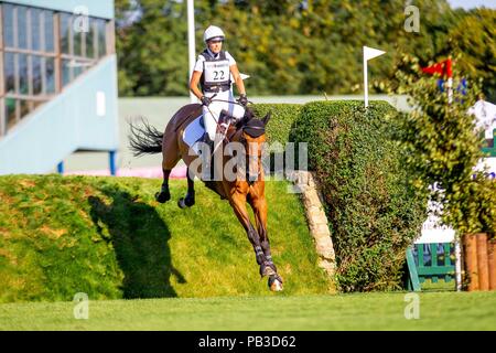 Hickstead, Sussex, UK. 26 juillet 2018. 2e place. Georgie Strang équitation Earl Cooley. GBR. L'Amlin Challenge MS Eventers. Longines Jumping FEI Nations Cup de Grande-bretagne au Royal International Horse Show BHS. Tous les cours de saut de l'Angleterre. Hickstead. La Grande-Bretagne. 26/07/2018. Credit : Sport en images/Alamy Live News Banque D'Images