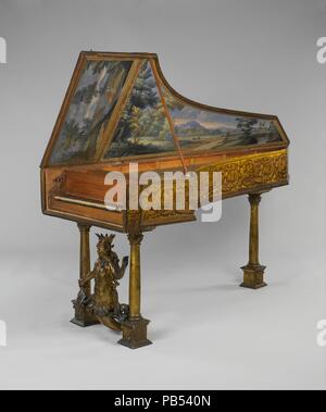 Le clavecin. Culture : l'italien. Dimensions : Hauteur : 9 3/4 in. (24,8 cm) Largeur (moulures) : 91 in. (231.2 cm) Profondeur (avec des moulures) : 32 1/16 in. (81,5 cm). Date : fin du 17ème siècle. Ce clavecin a trois ensembles de cordes à l'unisson, dont l'un est cueillie à un point très proche de l'écrou, la production d'un timbre plus lumineux que les autres. La sirène à tenir l'une des colonnes de soutien est un appareil de la famille Colonna. La peinture à l'intérieur du couvercle est un paysage qui comprend un chasseur et son chien. Sur le couvercle au-dessus de la keywell est une scène représentant Tobias et l'ange Raphaël. Les Banque D'Images