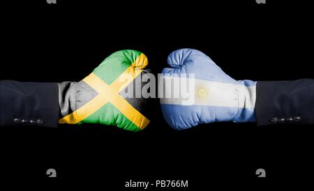 La main des hommes dans des gants de boxe avec la Jamaïque et l'Argentine drapeaux. La Jamaïque et l'Argentine. concept sur fond noir Banque D'Images