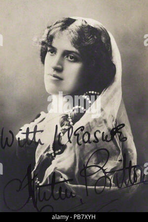 Par Photographe inconnu, publié par Rotary Photographic Co Ltd, vintage print carte postale de méthyle, vers 1905 778 Hutin Britton c1905 Banque D'Images