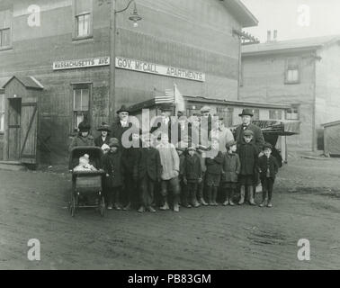 1822 Visite du gouverneur Samuel W. McCall du Massachusetts à Halifax, Nouvelle-Écosse, Canada, 8 novembre, 1918 Banque D'Images