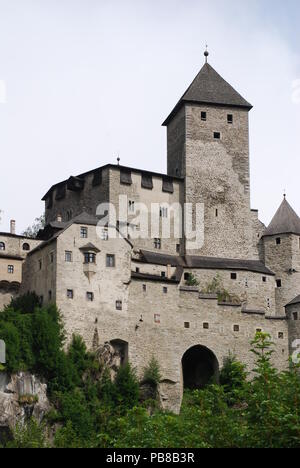 Château Taufers à Campo Tures. Valle Aurina près de Brunico, le Tyrol du Sud en Italie. Banque D'Images