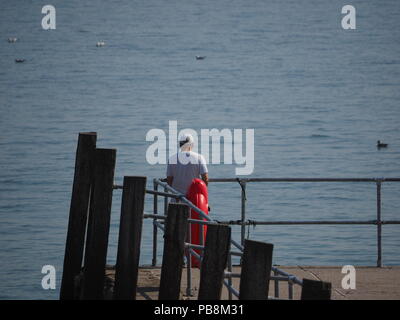 Sheerness, Kent, UK. 27 juillet, 2018. Météo France : un matin chaud de cuisson à Sheerness, Kent. Credit : James Bell/Alamy Live News Banque D'Images